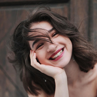 Avatar for Bella Schütz - Pianist profile